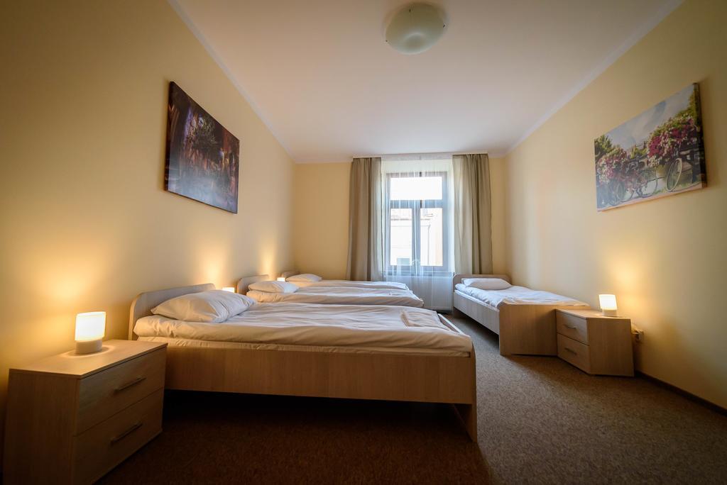 Apartamenty Walowa 4 Тарнув Экстерьер фото