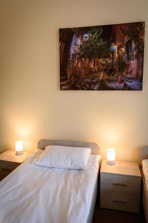 Apartamenty Walowa 4 Тарнув Экстерьер фото